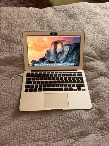 Apple md711b macbook - macbook, air