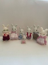SYLVANIAN FAMILIES 'SNOW WARREN RABBITS 1985-1990' SEVEN FIGURES REDUCED