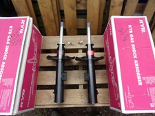 FRONT GAS SHOCK ABSORBERS FOR MITSUBISHI SPACEWAGON 2000-2004 KYB 334392/3