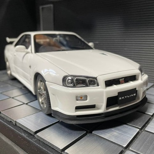 Auto art skyline gtr - auto,