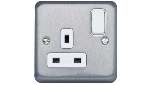 Single gang 13a socket - mk,