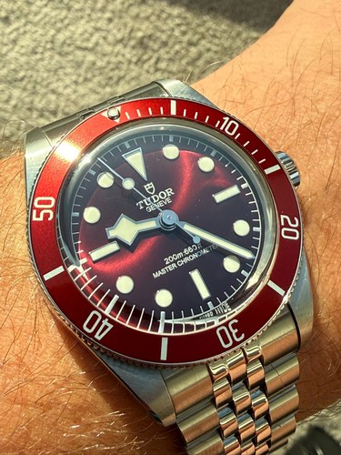 Tudor black bay - 58, burgundy