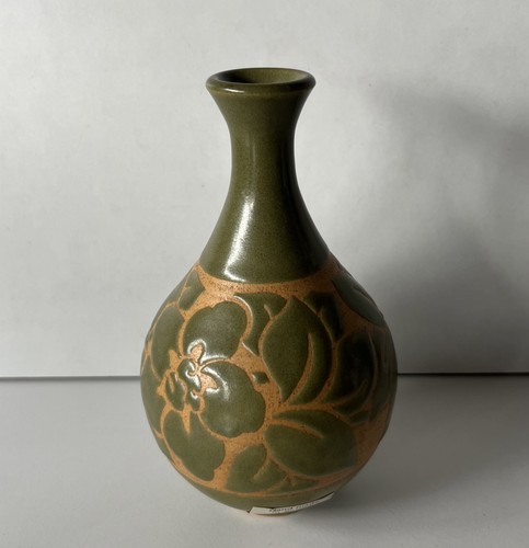 Donald mills studio pottery - donald,