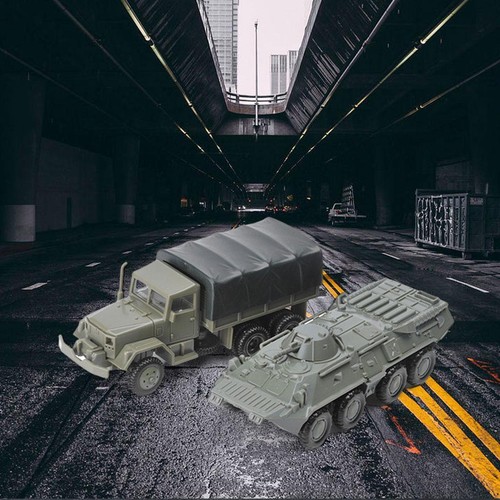 Armored personnel carrier - 1/72,
