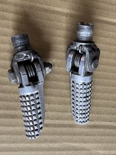 SUZUKI RGV250 VJ22A 1991-96 LH & RH Pair Cutdown Footpegs Race/ Spare Parts etc 