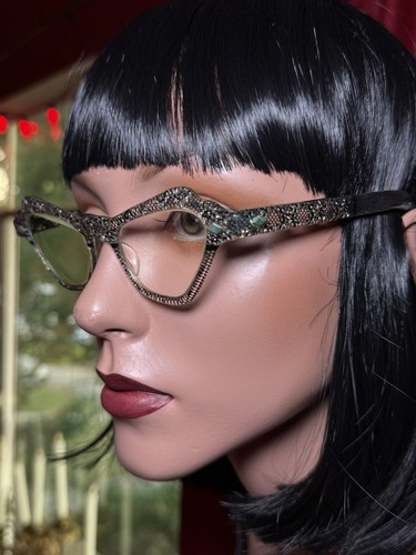 Vintage 1950 cat eye - vintage,