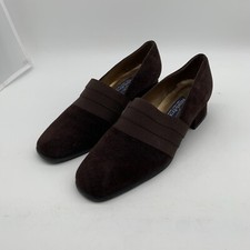 Stuart Weitzman court shoes UK