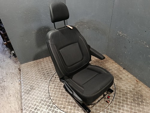 Renault trafic mk3 2022 - renault,