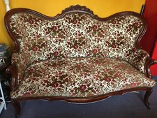  Louis XV style Antique carved walnut framed sofa C/ca 1920's,V Good condition 
