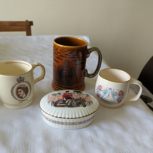 Job lot royal commemorative - lot,
