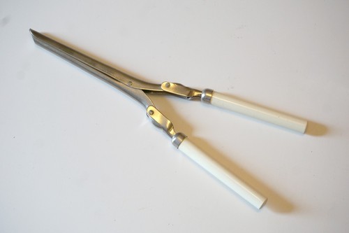 Small antique collapsible - ,