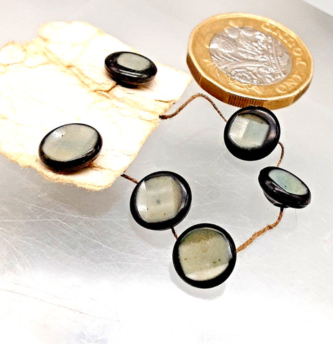 Tiny vintage black and - 6,