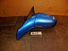VAUXHALL CORSA B 1998 NEARSIDE PASSENGER SIDE MANUAL DOOR MIRROR BLUE Z291
