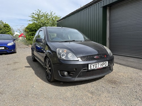 Ford fiesta st150 - ford,