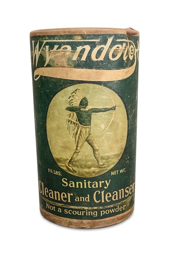 Rare vintage wyandotte cleaner - wyandotte,