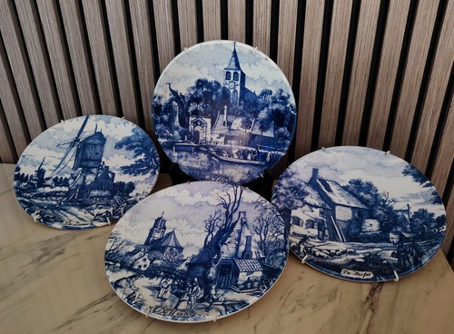 Delfts blue wall plates - 4,