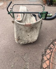 11hp Self Propelled Billy Goat Leaf Vacuum & Hoses