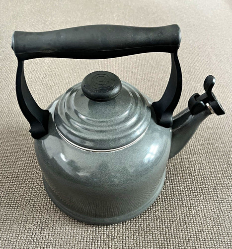 Creuset grey enamel - le,