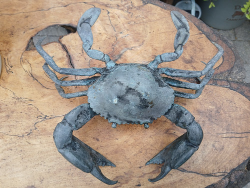 Cast bronze crab - cast, garden