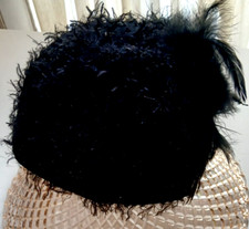 WOMEN HAT ON HEADBAND FEATHER