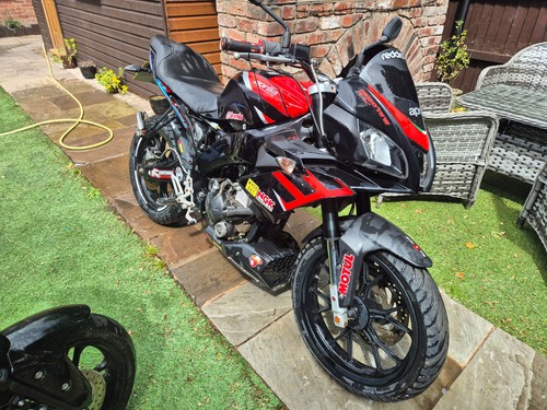2020 aprilia tuono 125 stolen - 125,