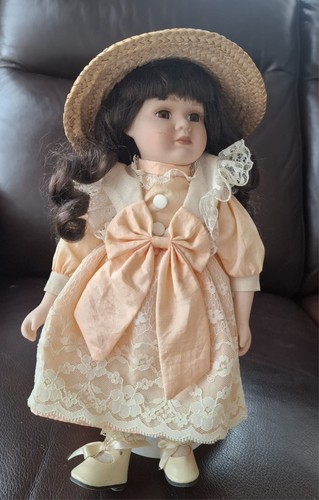 Porcelain doll peach period - porcelain, in