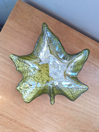 Akcam iridescent green glass - akcam,