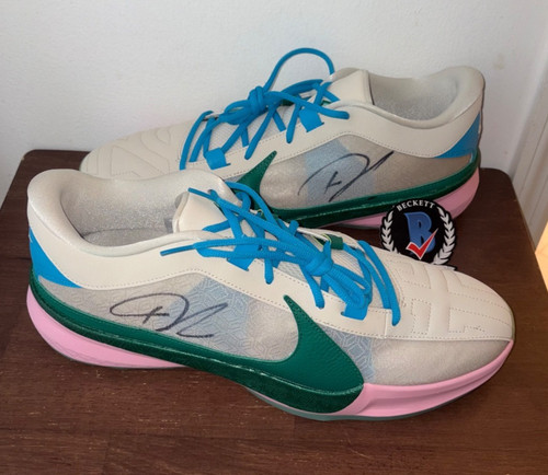 Giannis antetokounmpo signed - giannis,
