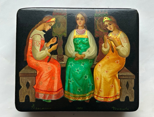 Russian lacquered wood box - lacquered,