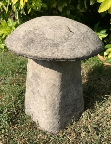 Stone garden traditional - stone,