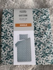 Green & White Ditsy Floral