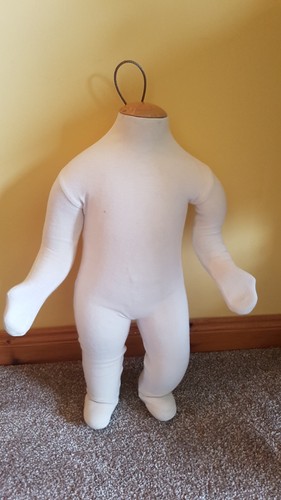 Baby 6mths mannequin bendy - baby,