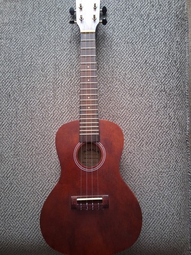 Makala concert ukulele - c,