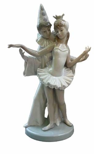 Lladro figurine carnival - figurine,