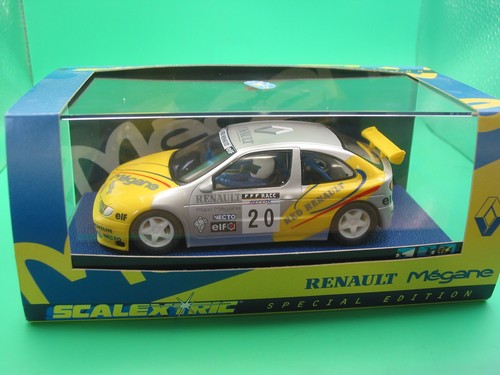 Scalextric c2010 renault - scalextric,