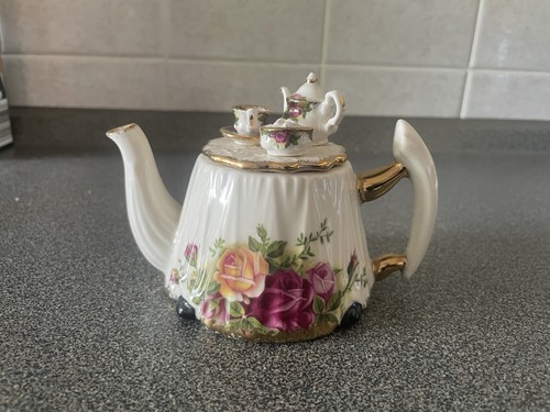 Rare royal albert old - rare,
