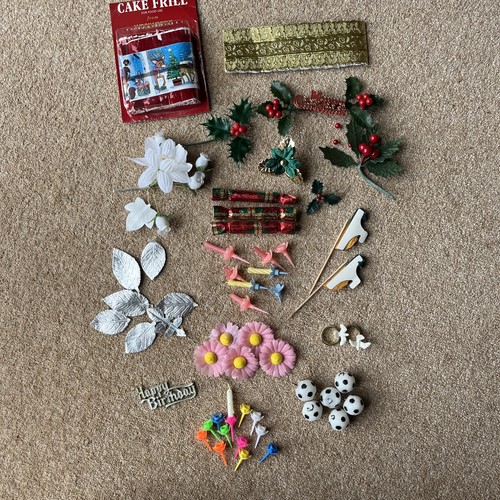 Vintage cake decoration frills - cake,