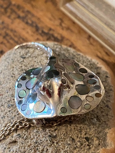 Silver spotted stingray - silver,