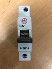 Wylex NSB32 B32 32A MCB 32 Amp Circuit Breaker Fuse Socket NSB 32 Cooker Single