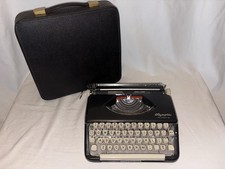Vintage Olympia Splendid 66 Typewriter Black With Case