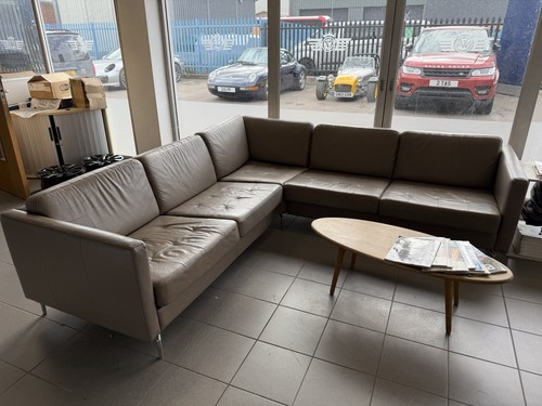 Boconcept osaka corner sofa - osaka,