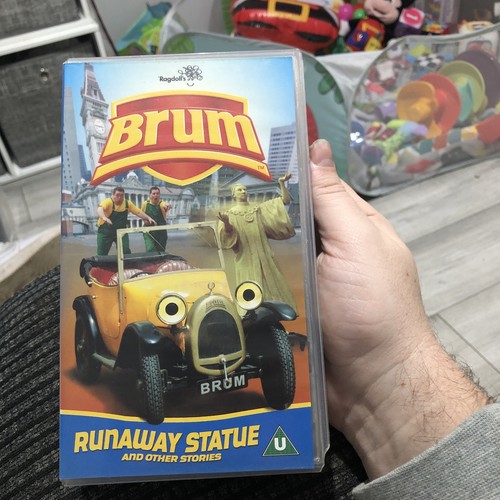Brum runaway statue and other - brum,