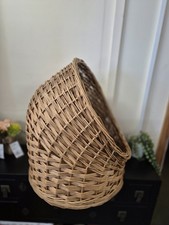 Wicker Cat Basket Igloo Shape