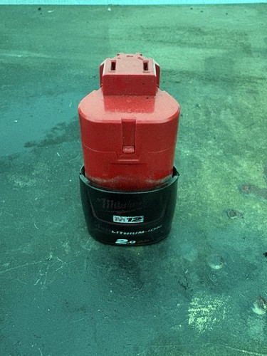 Milwaukee m12 2ah - milwaukee,