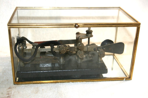 Vibroplex telegraph key - key,