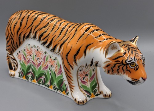 Royal crown derby paperweight - royal,