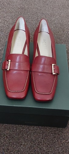 Brand new hobbs - tan, block