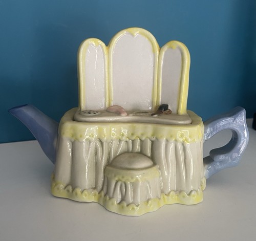 Vintage small teapot the - teapot, in