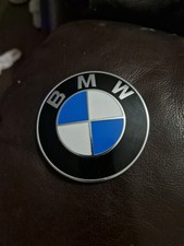 BMW BONNET OR BOOT ROUNDEL BADGE 82mm E46 E36 E60 M3 M5 X5 PART NUMBER 5...
