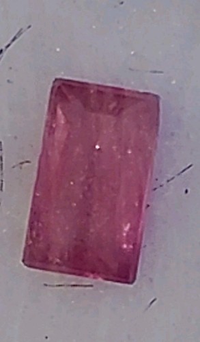 Dainty red beryl bixbite - red,